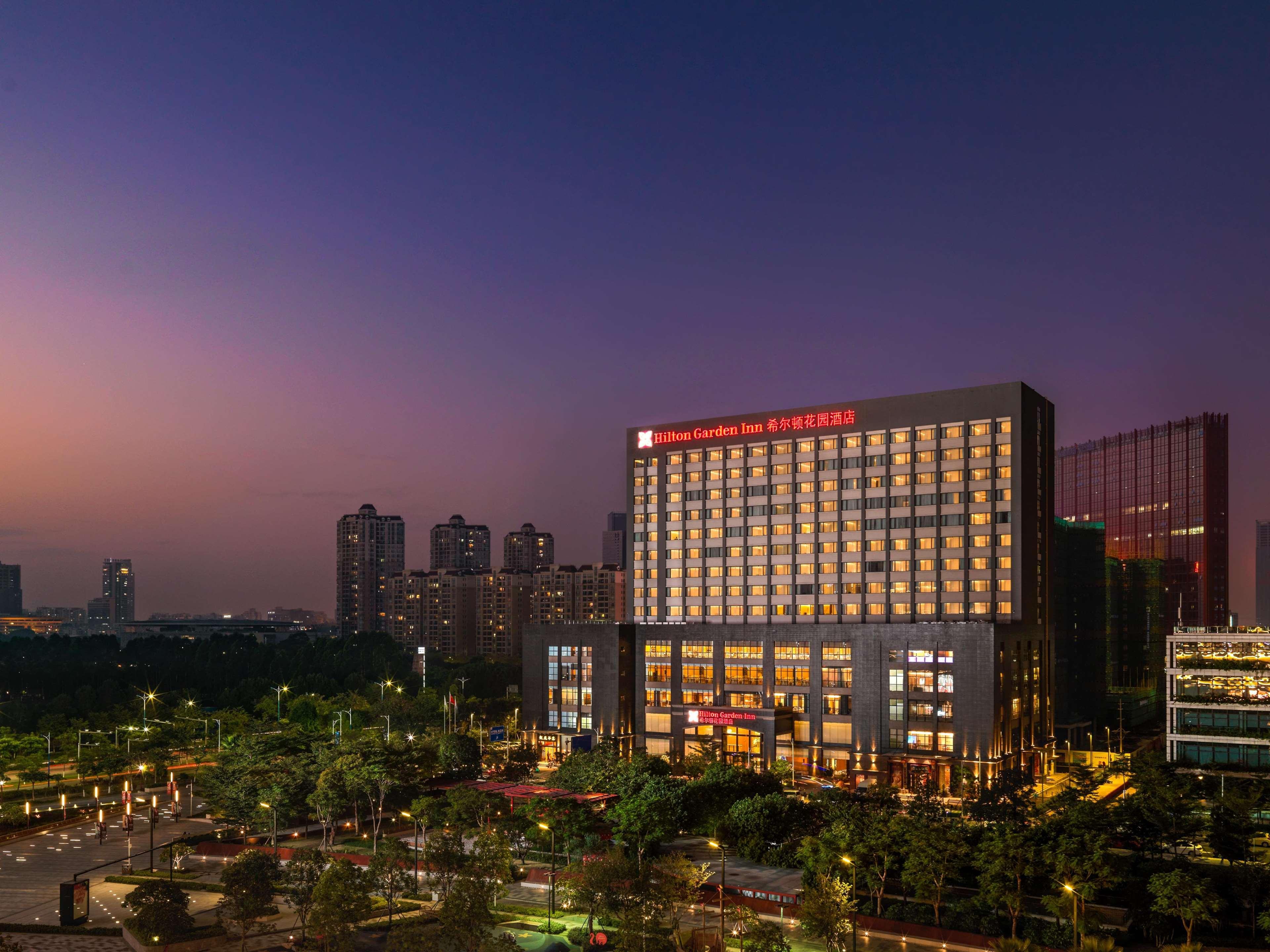 Hilton Garden Inn Foshan Bagian luar foto