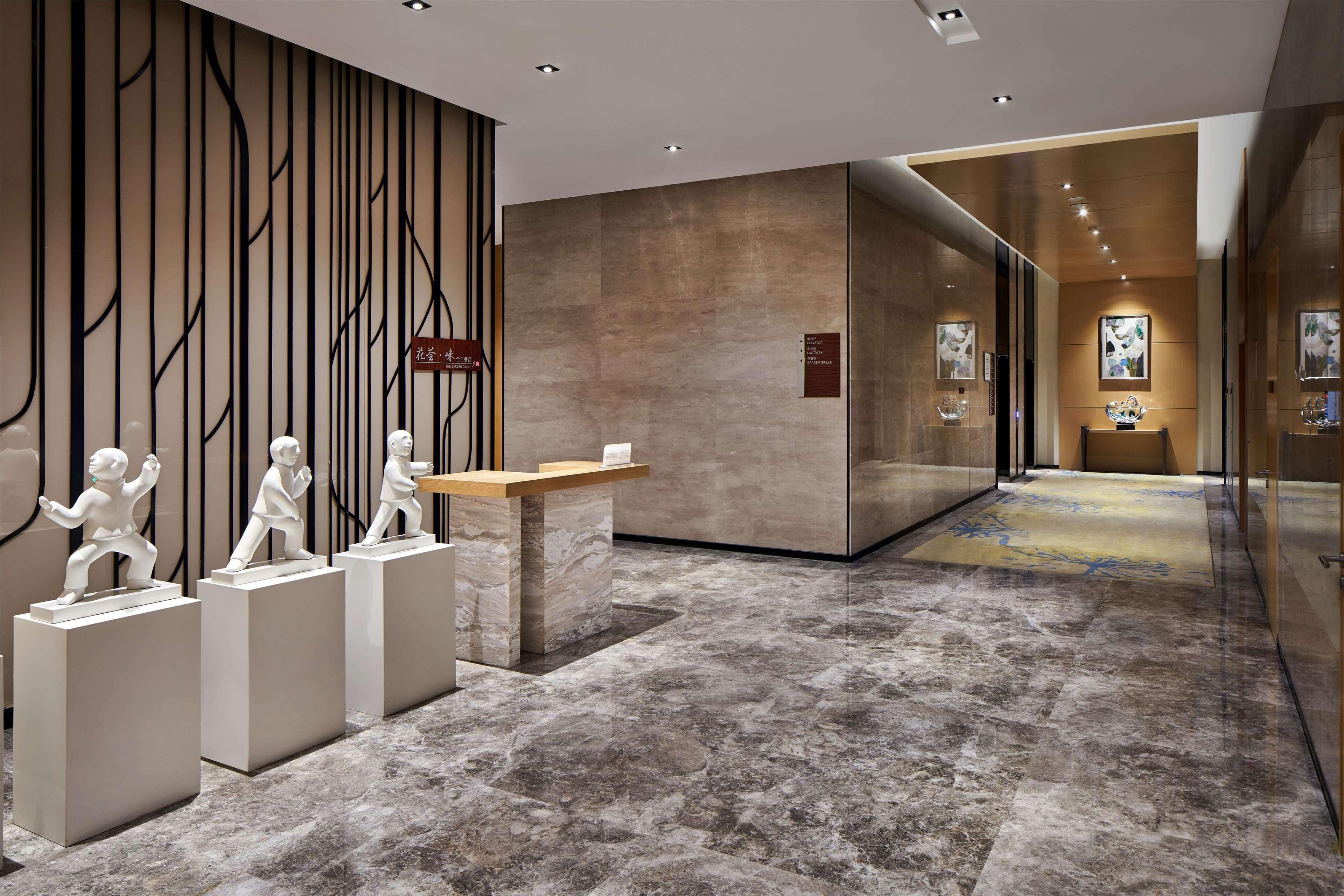 Hilton Garden Inn Foshan Bagian luar foto
