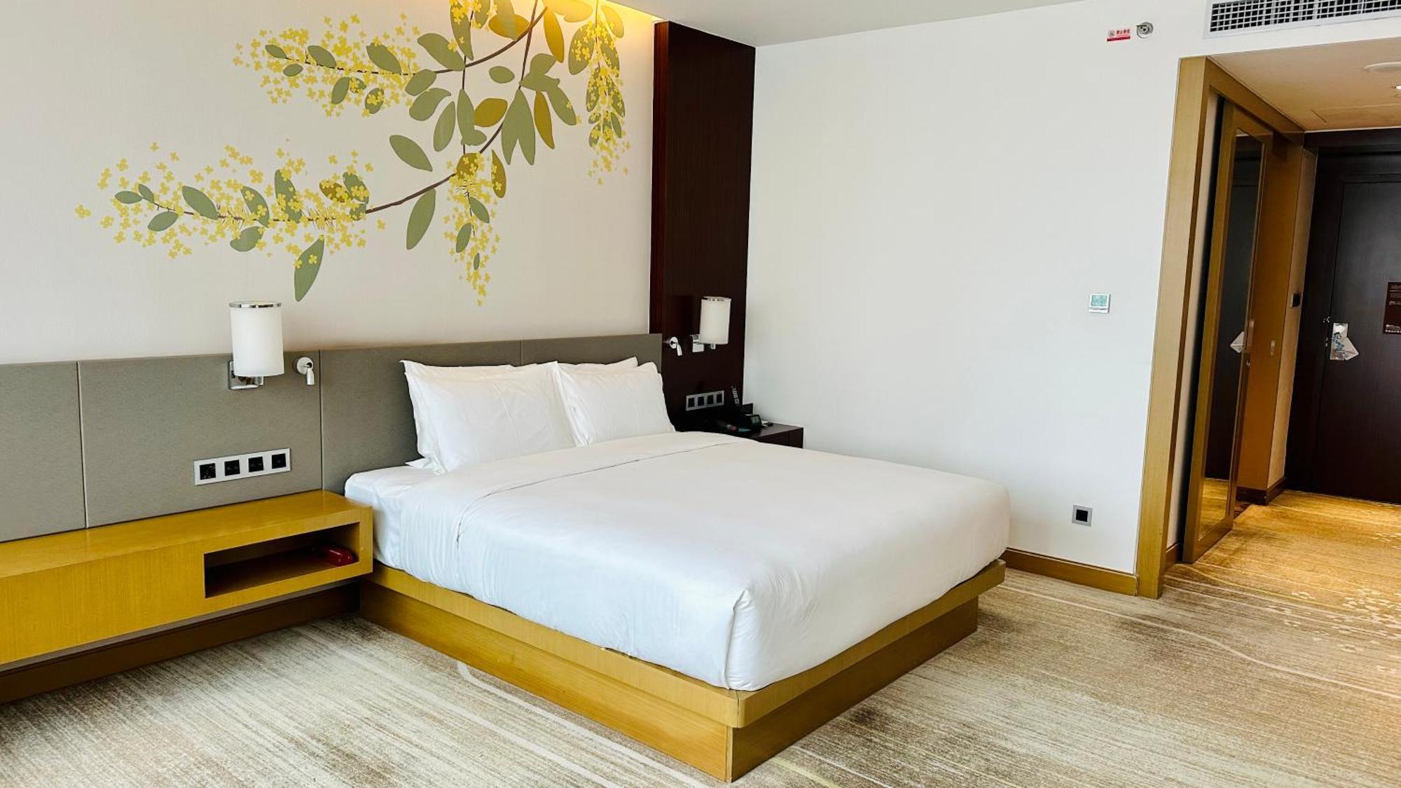 Hilton Garden Inn Foshan Bagian luar foto