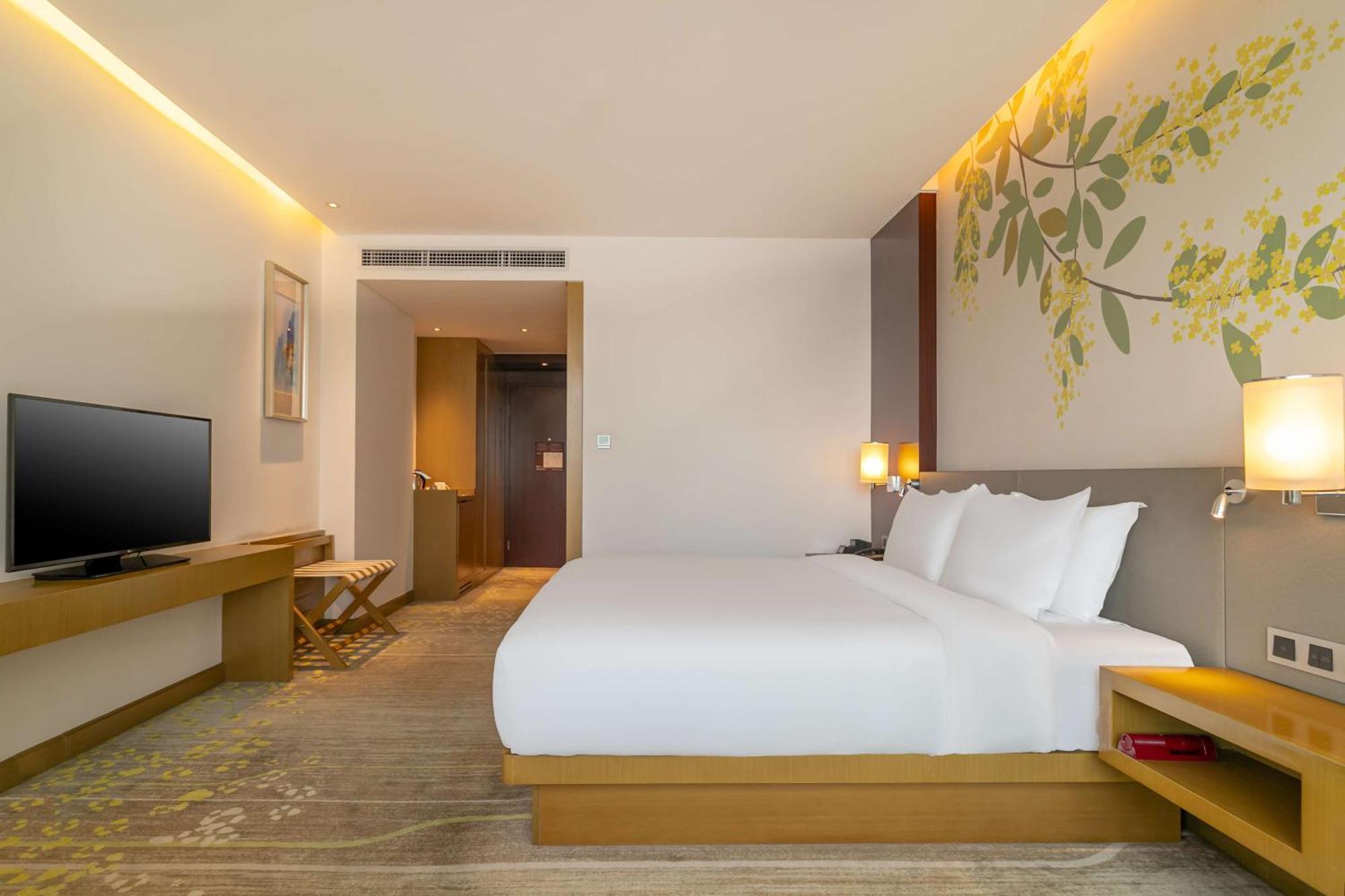 Hilton Garden Inn Foshan Bagian luar foto