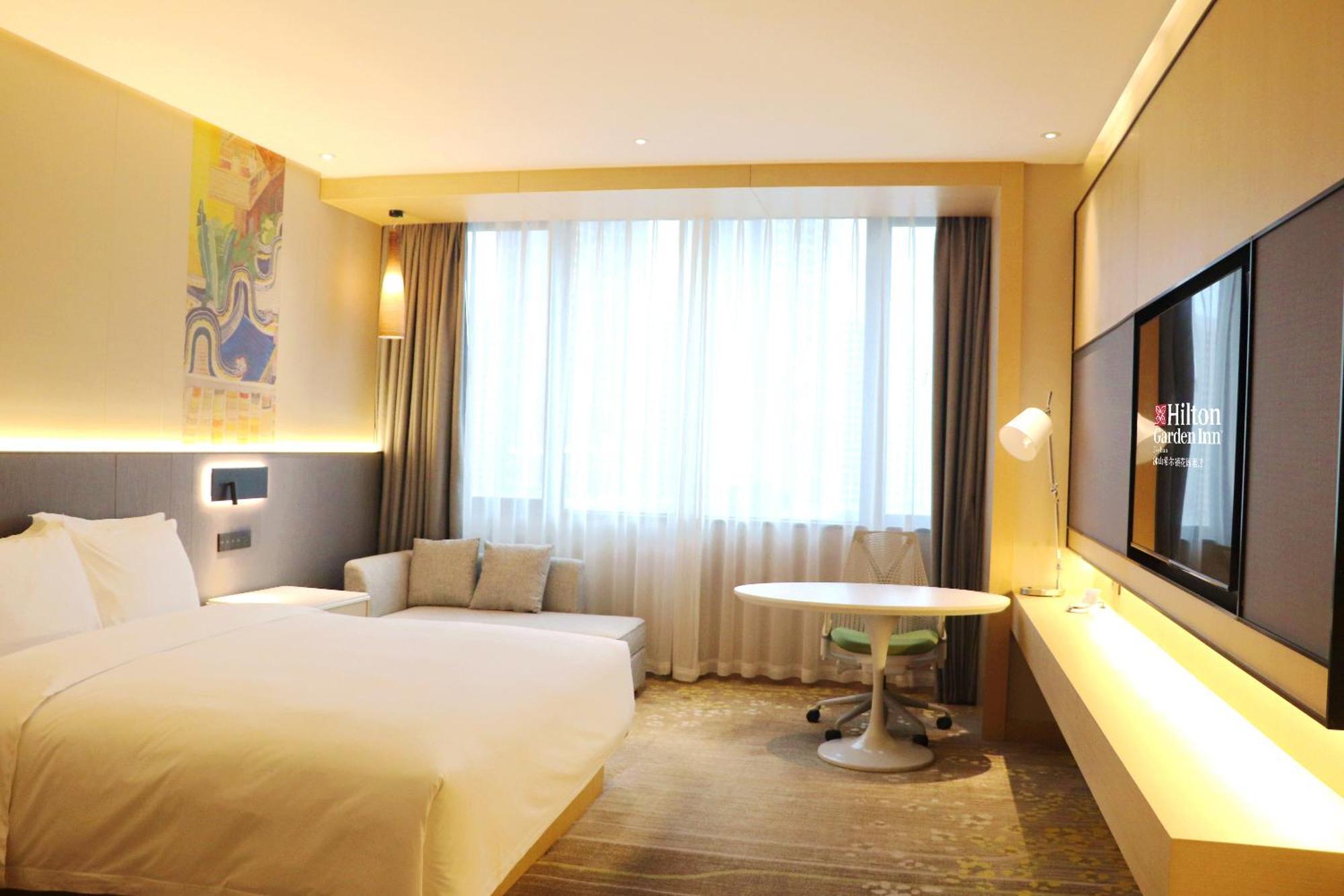 Hilton Garden Inn Foshan Bagian luar foto